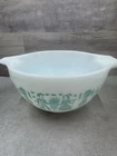 Vintage Pyrex Amish Butterprint 441 Cinderella Mixing Bowl 1. 5 Pint Turquoise