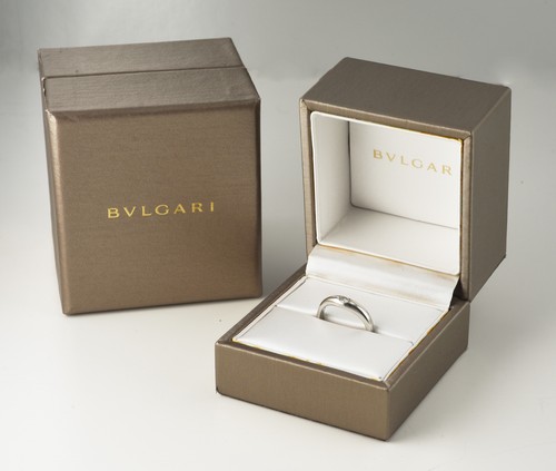 Bvlgari Ring in Platinum 950 with Diamond 0.15ct F VS, 5.7g, size 6 1/4; box