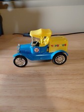Vintage Limited Edition Ertl - Toy's R Us - Toy Truck Bank - Made In America