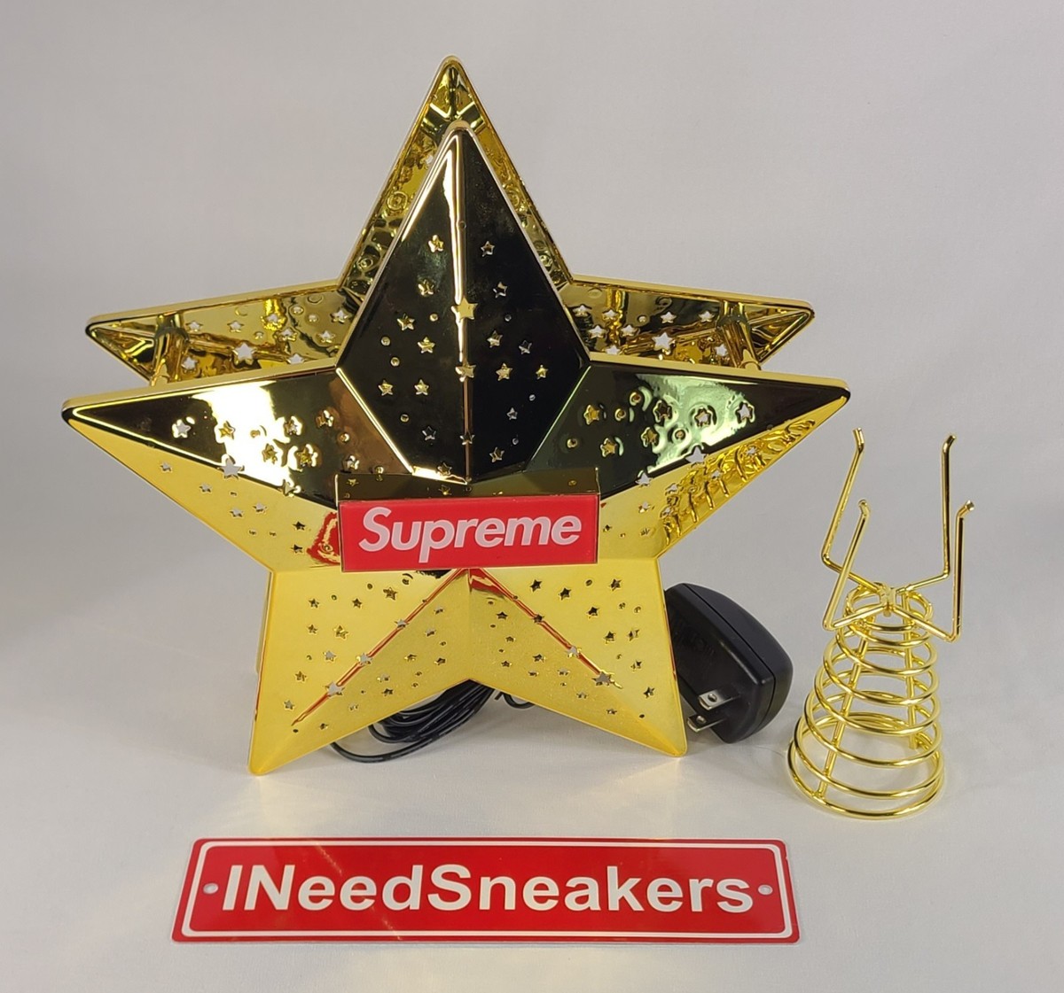 Supreme GOLD STAR Christmas Tree Topper W/LED Projecter Snowflakes
