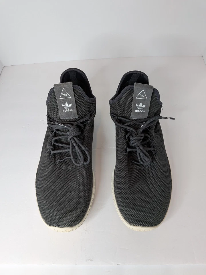 Addias Men's Pharrell Williams Tennis Shoes Size 11 Grey and White Lightweight - Image 2 of 4