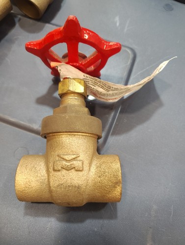1" STANDARD BRASS GATE VALVE B&K PRO-LINE -SWEAT  100-705 -300 PSI WOG SERVICE