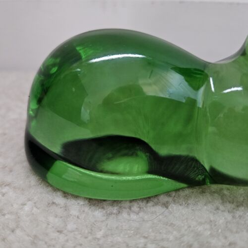 Green Glass Cat Clear Kitty Paperweight Art Glass No Markings - Picture 3 of 13