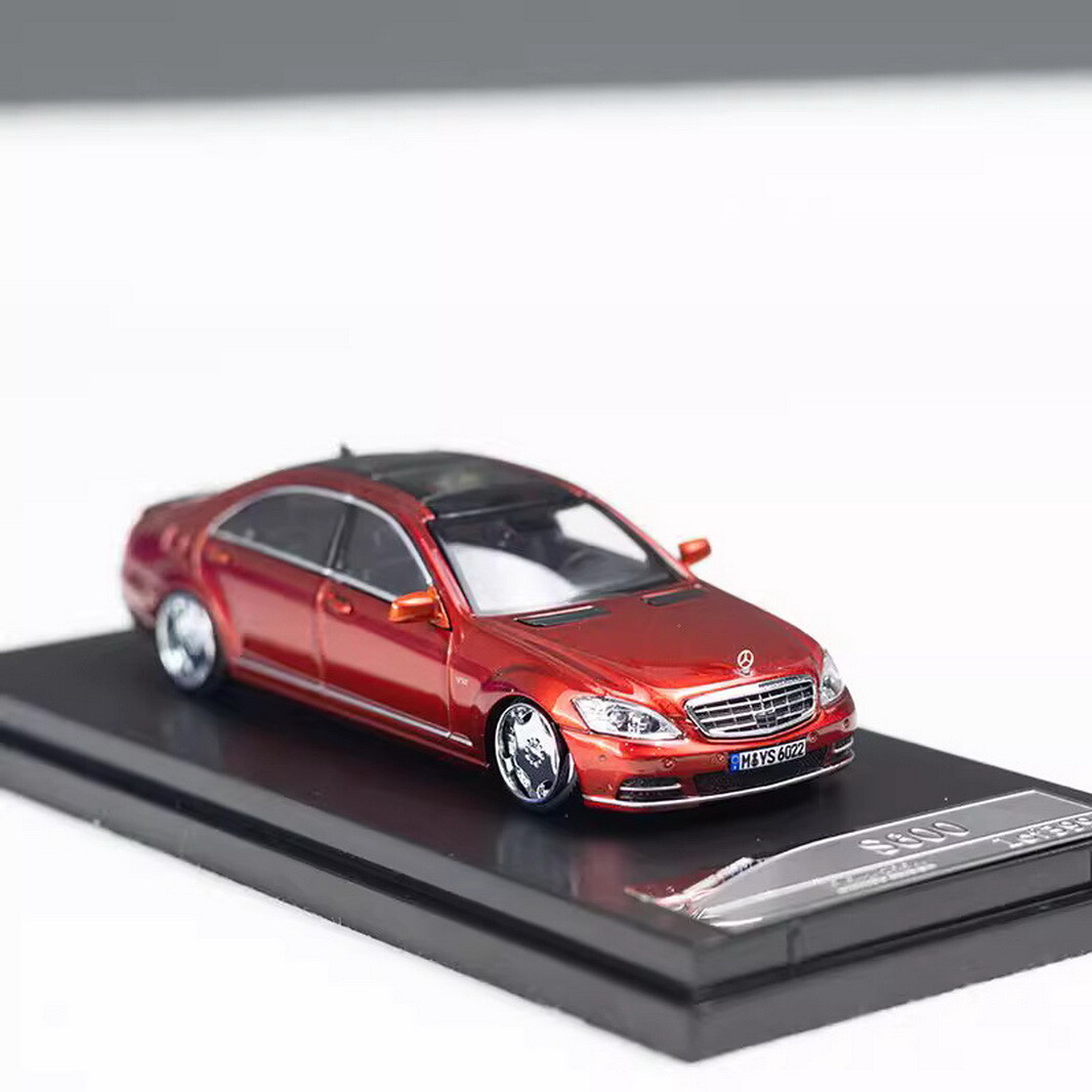 Street Weapon 1/64 Scale Mercedes-Benz S600L W221 Red Diecast Car
