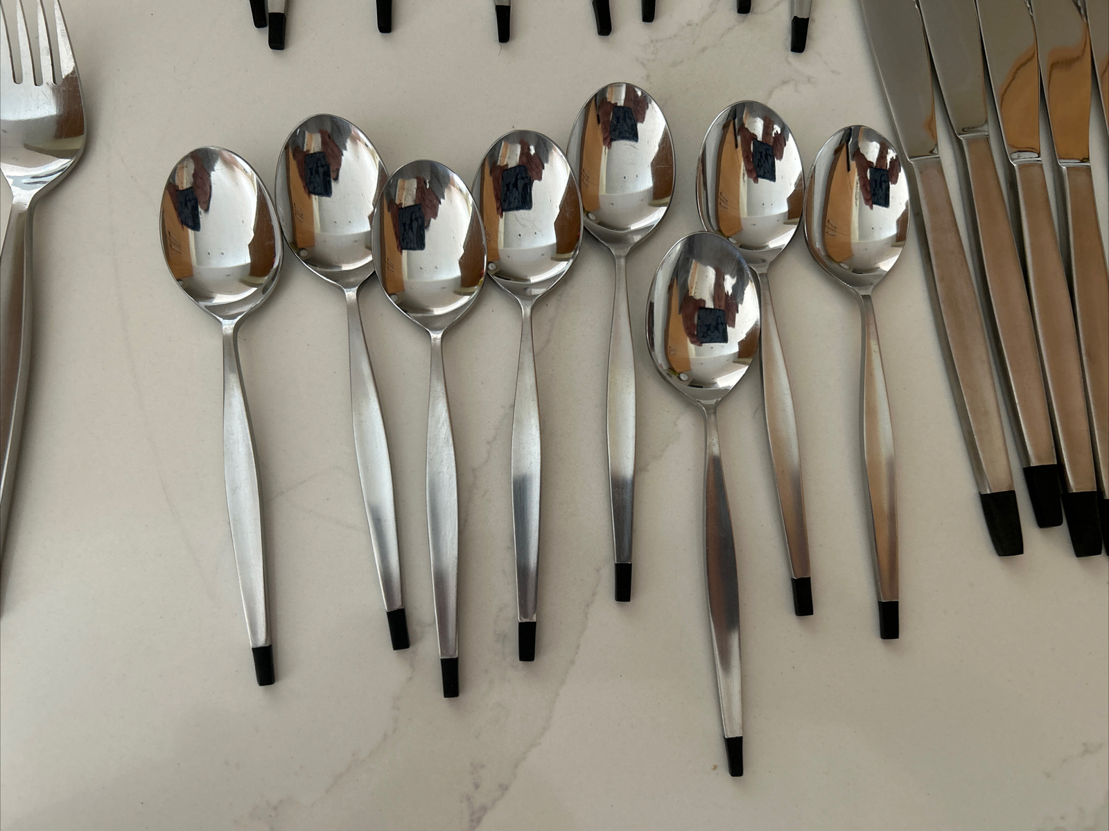 VINTAGE MCM 42 PIECE BLACK TIP WASHINGTON FORGE FLATWARE