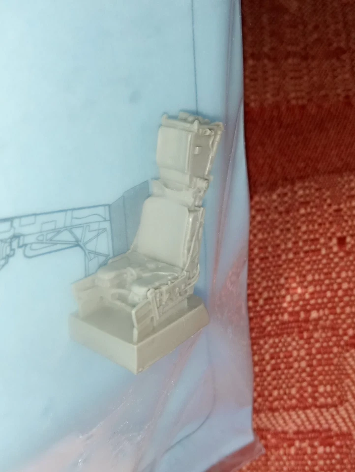 Aires sedile eiettabile in resina per kit EFA-2000 Typhoon Harriers 1:48 - Immagine 3 di 3