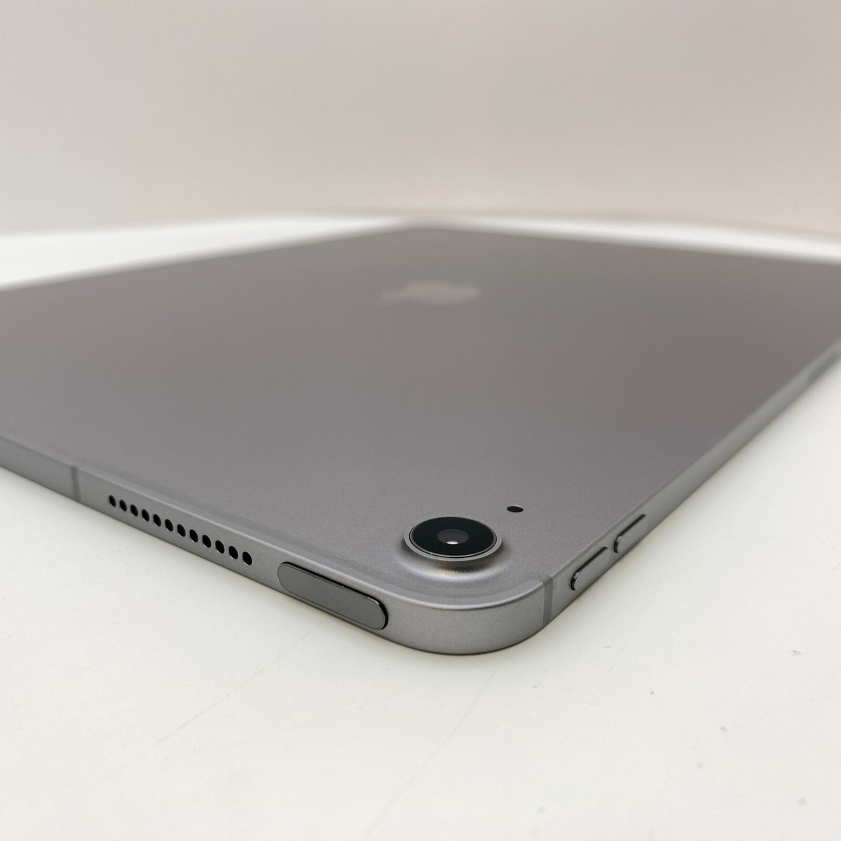 Apple iPad Air 13