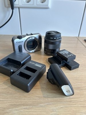 Canon EOS M | APS-C Systemkamera inkl. EF-M 18-55mm & Zubehörpaket