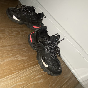 BALENCIAGA ブラック スニーカー track41 balenciaga track 41の通販