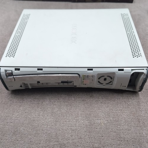 Consola de juegos Microsoft Xbox 360 HDMI blanca para piezas o reparación