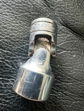Snap-on Tools FU20A - 3/8" Drive 12-Point 5/8" Shallow Swivel Chrome Socket USA
