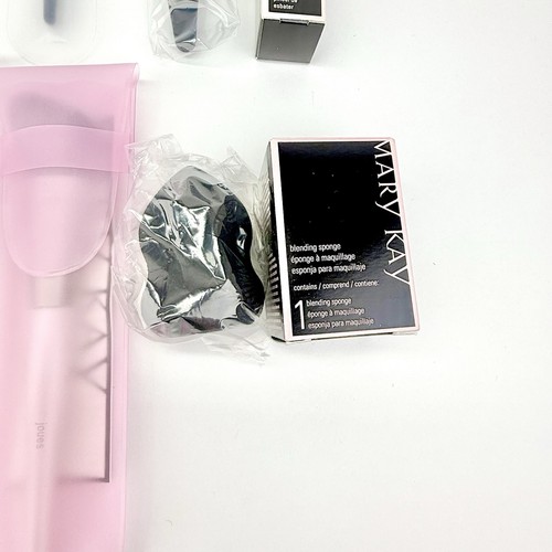 Mary Kay Makeup Brushes - PICK YOUR BRUSH! Black Handle NEW Eyeshadow Foundation - Picture 9 of 41