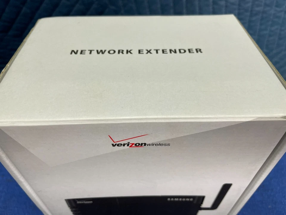 Samsung SCS-2U01 Network Extender for Verizon Wireless - Black, Open Box New - Image 3 of 4