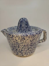 LEMON CITRUS SQUEEZER REAMER PITCHER POTTERWARE BLUE SPECKLED NEW