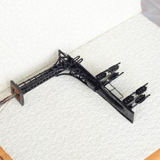 1 x HO / OO scale LED Cantilever Signal Bridg...