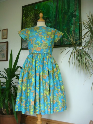 Lovely Original Vintage 1950's Handmade Floral Cotton Full Skirt Dress Waist 28" - 第 1/7 張圖片
