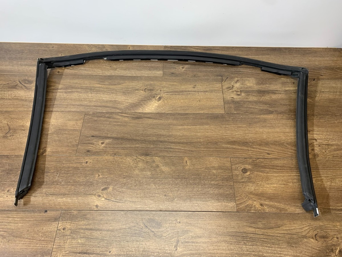 2007 -2013 BMW 328 335 M3 Convertible Top Front Weather Seal 