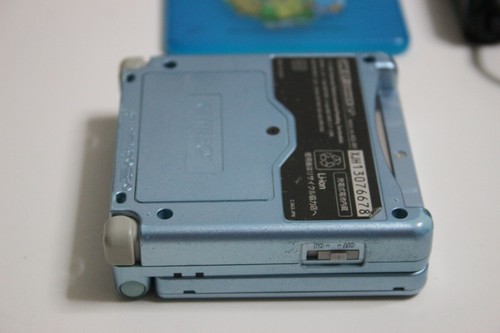 Nintendo Game Boy Advance SP Console Portatile - Argento con Guscio Pokemon e Gioco - Foto 14 di 22