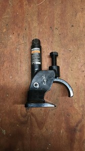 MADDOX™ Manual Bead Breaker – Tire