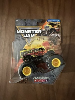 MONSTER JAM TRUCKS Series 44 Classroom Crusher 1:64 New In Box