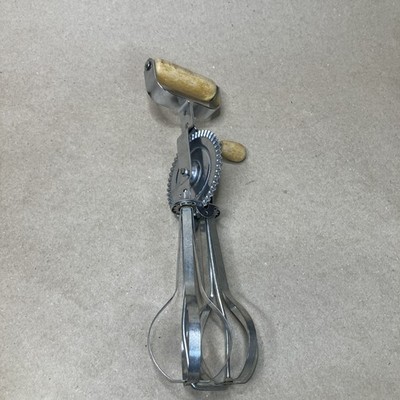 A&J Hand Mixer High Speed Super Beater Egg Beater Made USA Kitchen Baking Tool