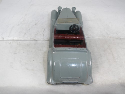 Made in England Dinky Toys Lagonda #38c 1939 touring car EXCELLENT - Picture 7 of 11