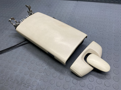 07-09 Mercedes W221 Front Center Console Armrest Storage Lid Designo Porcelain