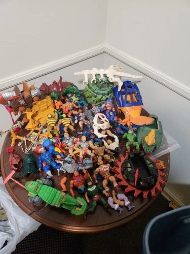 Huge VTG 80’s Mattel He-Man And MOTU Action Figure, Weapons, & Accessories Lot