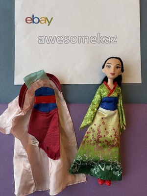 Hasbro Disney Princess Royal Shimmer Mulan Puppe mit extra Outfit