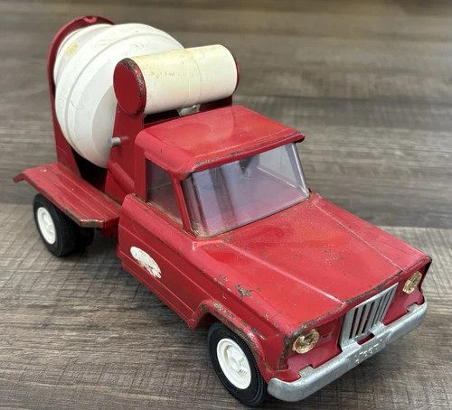 Vintage Tonka Cement Mixer Truck - 1960’s - Red Jeep nice original condition!