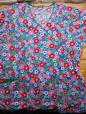 Dickies Spring Floral Scrub Top Suze Medium Women's V Neck