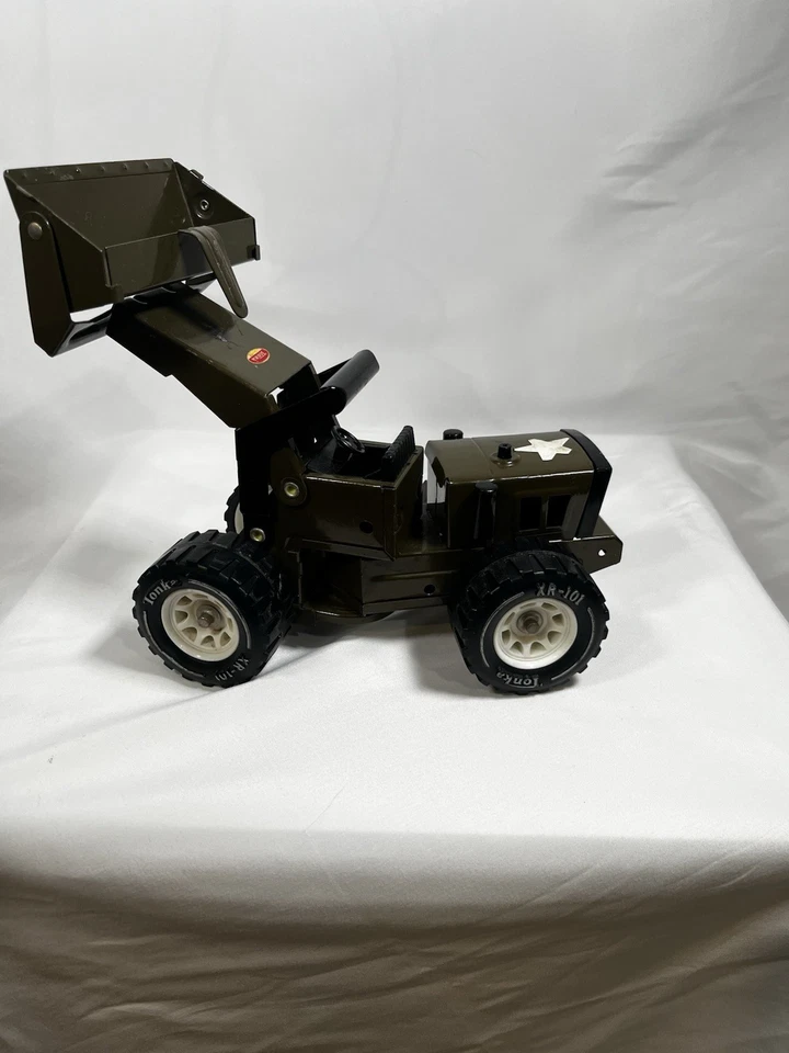 Vintage Pressed Steel Metal Tonka US Army Front End Loader COLLECTIBLE - Image 2 of 4