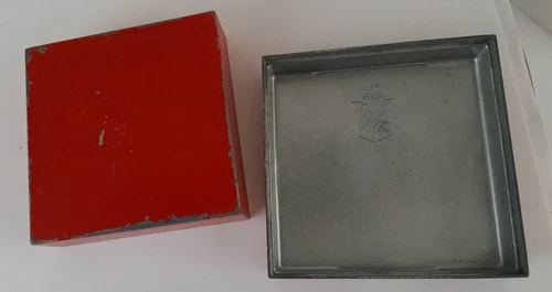 Vintage Hickok Metal Decrotive Cigarette -Trinket Box 4x4