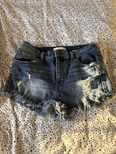 Eunina Sz M Distressed High Rise Cut-Off Shortie LULU Jean Shorts GUC W60