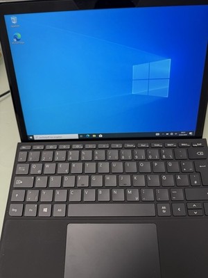 Microsoft Surface Go 64GB, WLAN, 25,4cm (10 Zoll) - Silber