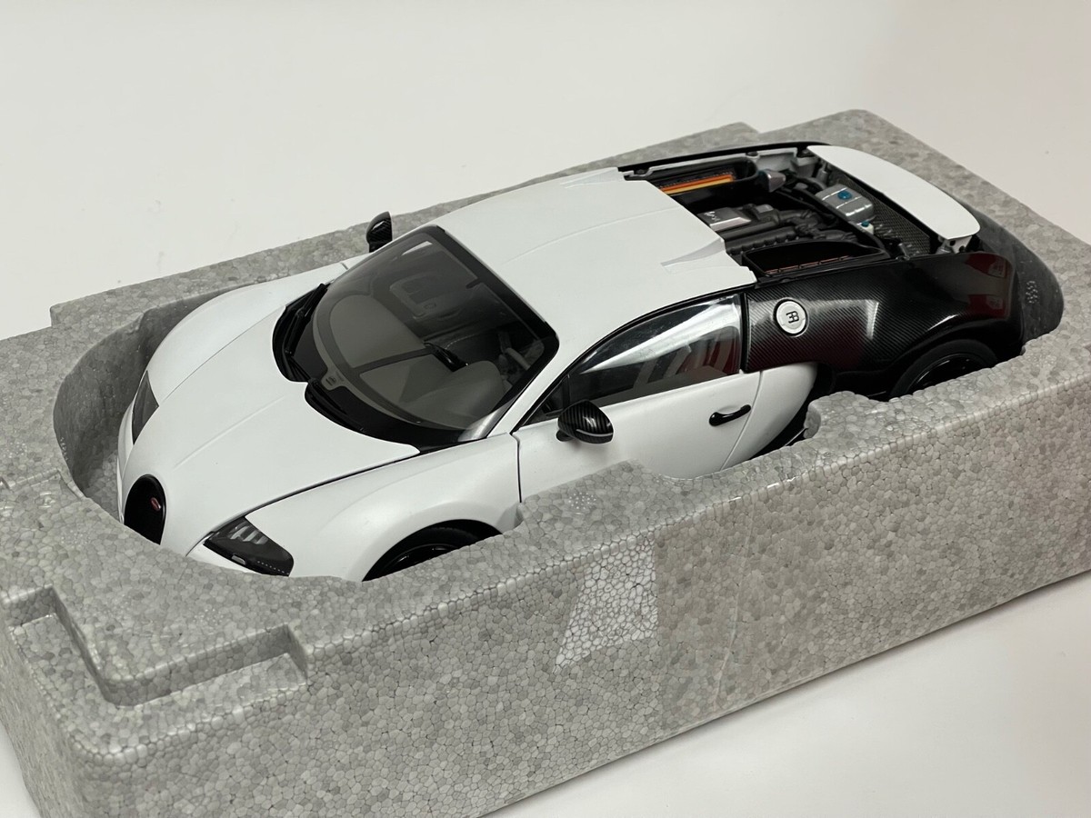 1/18 AutoArt Bugatti Veyron Super Sport Pur Blanc Edition 70933 | eBay