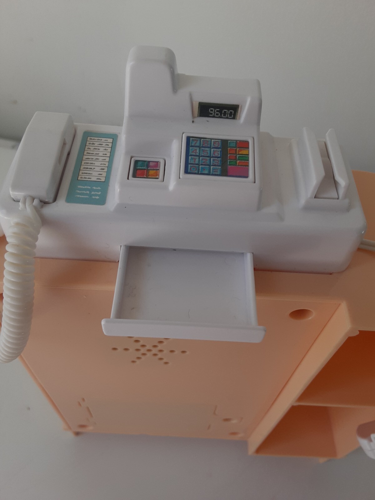 как выглядит Barbie Cool Shopping Center w/Realistic Working Cash Register w/Sounds Mattel фото