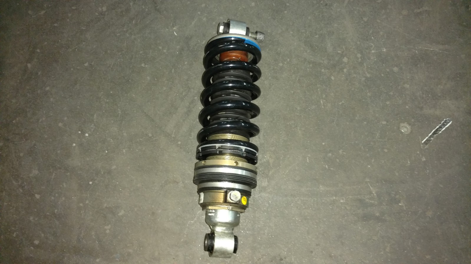 LAMBORGHINI MURCIELAGO LP640 FRONT LEFT / RIGHT SHOCK ABSORBER OEM 410412019B 