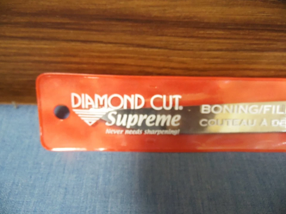 Cuchillo de filete deshuesado grande de acero inoxidable SUPREME corte diamante nuevo de stock mango de fácil agarre Foto 2 de 4