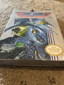 Top Gun: The Second Mission Nintendo Nes game, 1990 complete box, manual working