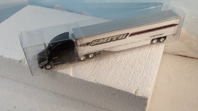 Trucks N Stuff Kenworth 680 Sleeper W/Smith 53ft Reefer New