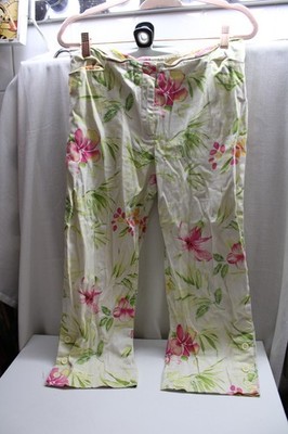 VERSAILLES PETITE Capris 10P White Yellow Pink Floral 3 button pant legs Cot/Spa