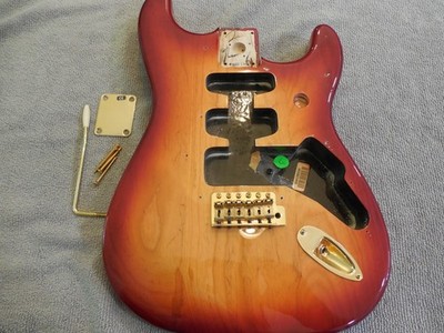 Fender Stratocaster MIM Body w/Hardware Plus Top Cherry Burst - Mint