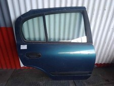 Porte arrière et accessoires Nissan ALMERA