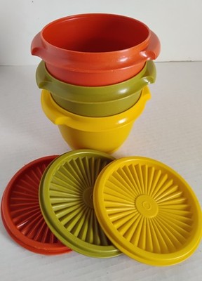 Vintage Tupperware Harvest Set of 3 Servalier Bowls 886 with Lids