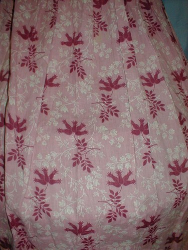 Charming Antique Dress Victorian 1860's Floral Printed Pink Cotton - Picture 4 of 9