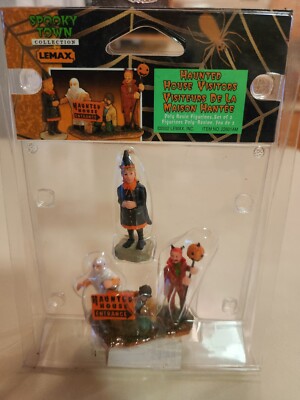 Lemax Spooky Town Figurines - Haunted House Visitors, Set Of 2 #22601 - Retired