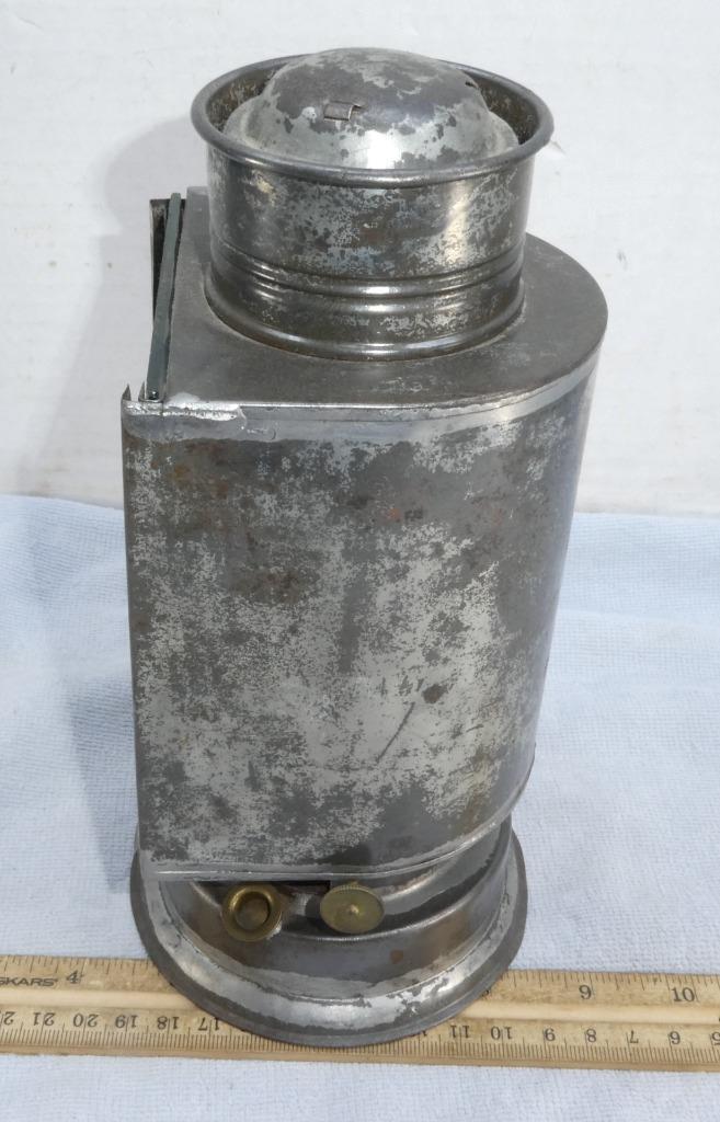 Antique Kerosene Tin Darkroom Oil Wick Lantern Safelight Clear Lens