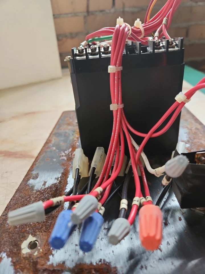 STERLCO REX-C900 RKC INSTRUMENT C900DKA1-T*AB TEMPERATURE CONTROLLER - Image 4 of 4