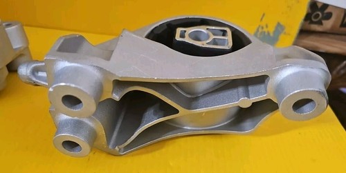 TRQ MTA79725 Replacement Transmission Mount - Picture 7 of 7